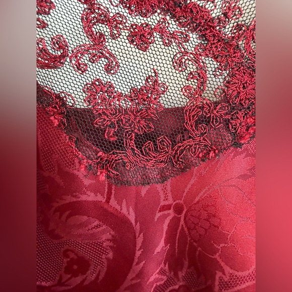 Victoria's Secret Vintage 90’s Burgundy Red Lace Slip Dress - Picture 4 of 11